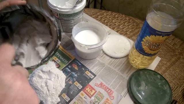 отличная, простая масса для лепки, и самый удобный способ замешивания
