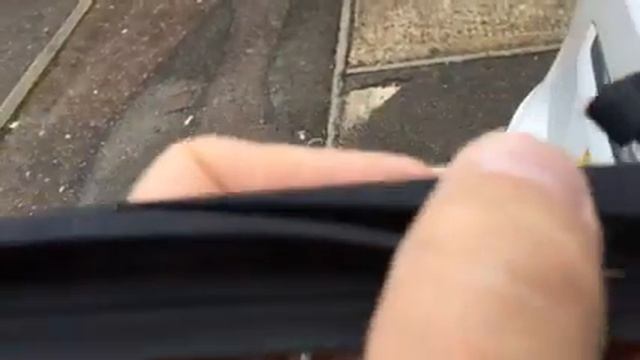 Change rear wiper i30 смотреть онлайн