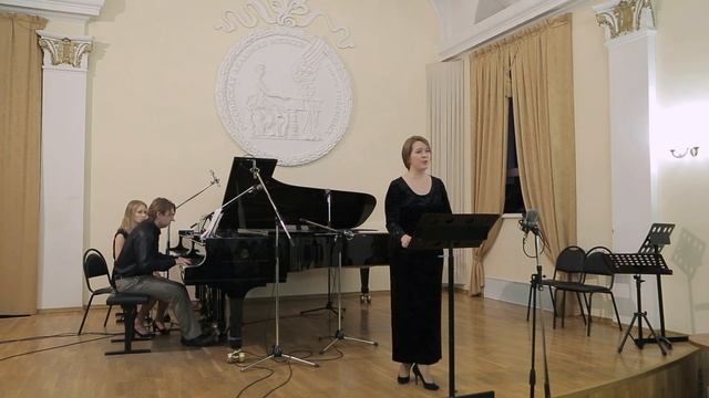 "Я хотел бы улыбнуться" музыка Маргариты Игнатовой, стихи Георгия Иванова смотреть онлайн