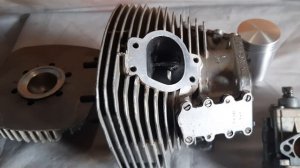 Лучший цилиндр для мотоцикла ИЖ Планета и сколько карбюраторов надо для одноцилиндрового двигателя.
