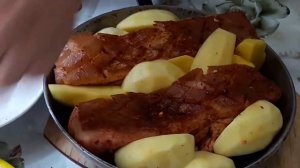 Свиная грудинка с картофелем в духовке