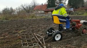 Новый адаптер к мотоблоку.Бороную первый раз в жизни.