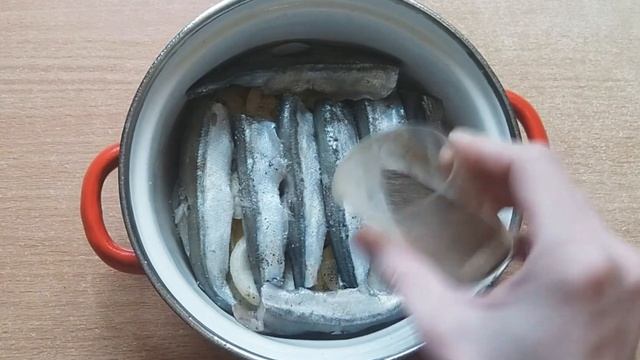 Бюджетно и реально вкусно.  Мойва (рыба) с овощами ? / Риба з овочами