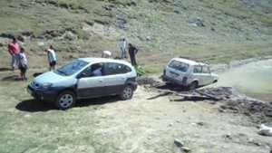Renault Scenic RX4 VS Lada Niva (Off Road)