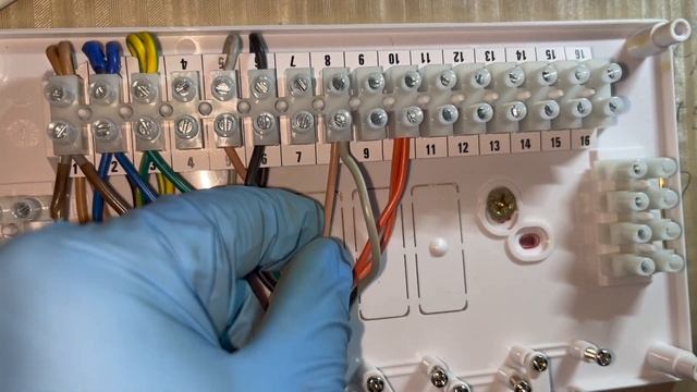 S Plan Wiring Install (Nest Thermostat) - How To Wire Central Heating System From Scratch | Vaillan смотреть онлайн