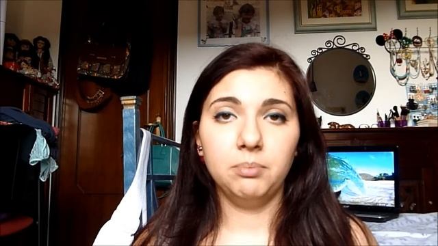 Da Castana a Rossa con L'Oréal Casting Créme Gloss - 360 Nero Ciliegia (Black Cherry) смотреть онлайн