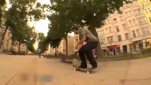 Matix Presents Grey Daze in Deutschland смотреть онлайн