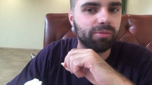 Мороженое из Макдака с картошкой фри ? Вы такое пробовали? смотреть онлайн