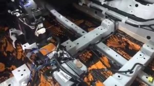 Какую обесшумку лучше установить STP, Изолон, Сплен, Шумофф. В данном авто используем "comfort mat"