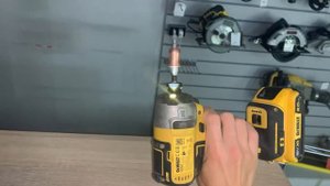 Винтоверт dewalt DCF887N