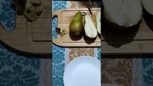 Хурма и груши в сушилке kitfort 1904