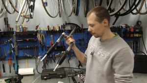 Стоит ли использовать гофры или чехлы на вилке велосипеда.