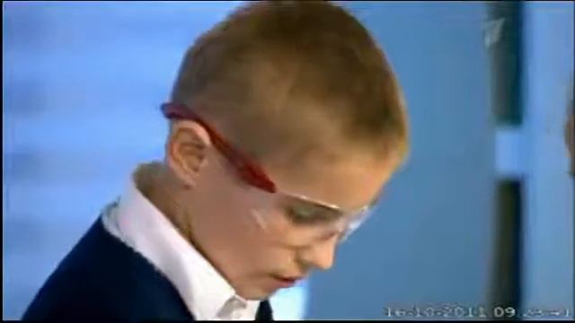 Елена Малышева- Почему какашки коричневые.