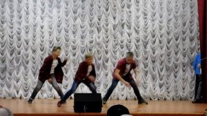 Танец 7 класса на день матери