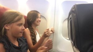 Что я делаю в самолете? / Что делать в самолете? ПАРОДИЯ