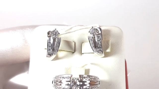 ЗОЛОТОЙ КОМПЛЕКТ С БРИЛЛИАНТАМИ смотреть онлайн