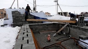 Облегчение перевозки шлакоблока на стройплощадке