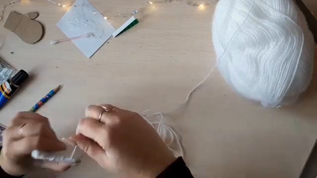 Мастер-класс "Новогоднее украшение. Рукавички" смотреть онлайн