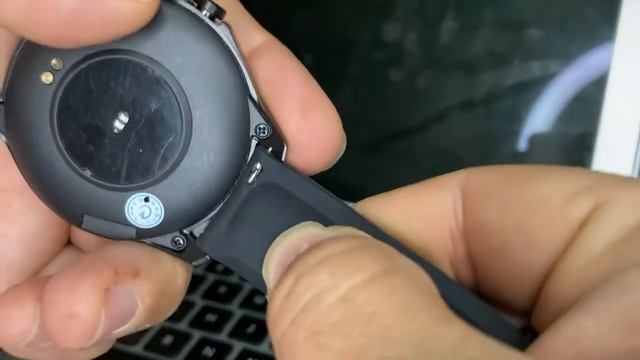 Cómo colocar las correas o mallas en tu SmartWatch смотреть онлайн