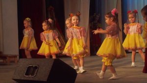 "Точка, точка, запятая"