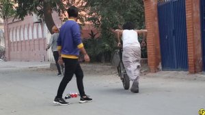 Funny HORN Behind (Part-1) | Pranks in Pakistan | LahoriFied