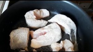Щука жареная на сковороде
