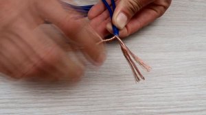 как правильно соеденить два провода между  собой