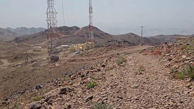 [11] Саудовская Аравия. Гора Ухуд. Обзор цен на продукты. Путь в Аль-Улу. смотреть онлайн