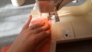 Советы по работе с тонкими тканями. Московский шов на скруглённых участках.mp4