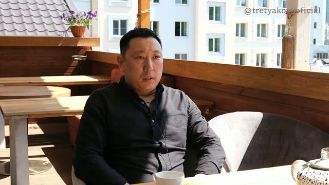 Хума- самое популярное кафе в Хабаровске| Роман Син | Третьяков Слушает смотреть онлайн