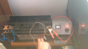 Удар током от аккумулятора 100Аh