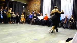 ПУСТЬ КРУЖИТ ЛЮБОВЬ