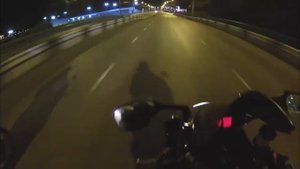 Быстрая езда по ночному городу