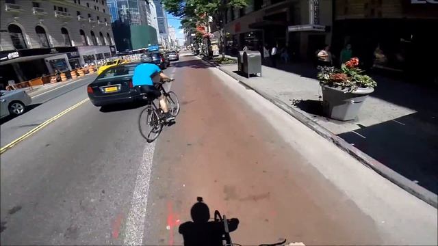 Riding Up 34th Street - Giant Escape 2 & Bad Boy 5 смотреть онлайн