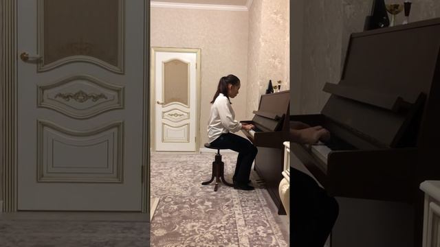 Ахметжанова Мерей. 7 класс. И.С.Бах 3-х голосная инвенция, М.Мошковский Этюд опус 91 номер 7 смотреть онлайн