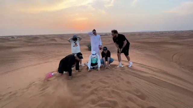 ХАЗЯЕВА В СБОРЕ / ХАЗЯЕВА НАВОДЯТ СУЕТУ В ПУСТЫНЕ В ДУБАЕ / ХАЗЯЕВА ИРЛ СТРИМ смотреть онлайн