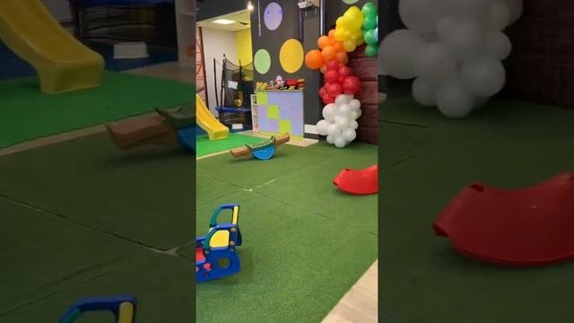 Обзор детской игровой комнаты «Маленькая Страна»