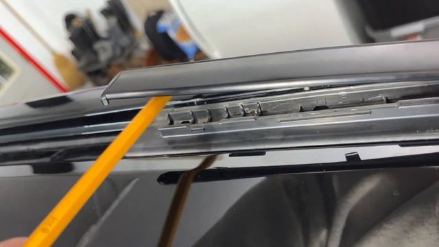 2011 Lexus LX570 A pillar trim damaged A-Pillar trimmolding after windshield replacement.