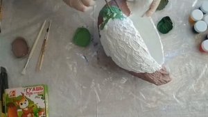 Утка из папье маше ( часть 2). Раскрашиваем и покрываем лаком