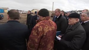 Лукашенко делает важный вид. RYTP. ПУП