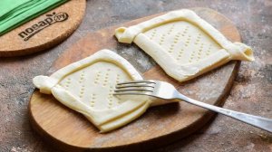 Слойки с творогом и персиками