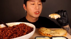 ASMR MUKBANG BLACK BEAN FIRE NOODLES & EXTRA CHEESY PIZZA (No Talking) EATING SOUNDS | Zach Choi