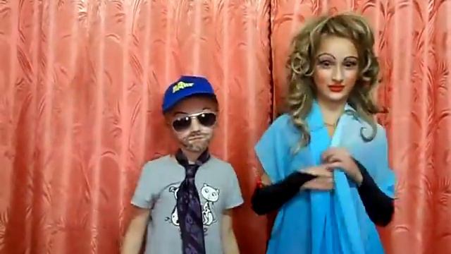 Чем занимаются дети пока не кого нет дома ? смотреть онлайн