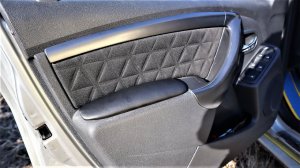 Мягкие подлокотники (накладки) на двери