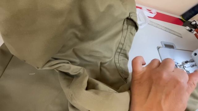 Как изменить низ брюк_непривычный способ смотреть онлайн