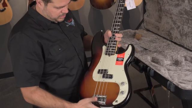 Unboxing a Fender American Professional P-Bass смотреть онлайн