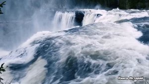 Желая помочь больной маме, попрошайка тайком вешал записки на двери богачей а когда в одном из домо