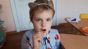 Занятие с глухим ребенком по обучению произношению