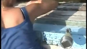 Жесть Ловля змей на берегу
