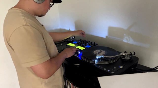 Pioneer DJ DJM-S9 | All Vinyl Mix | 2 20 23 смотреть онлайн